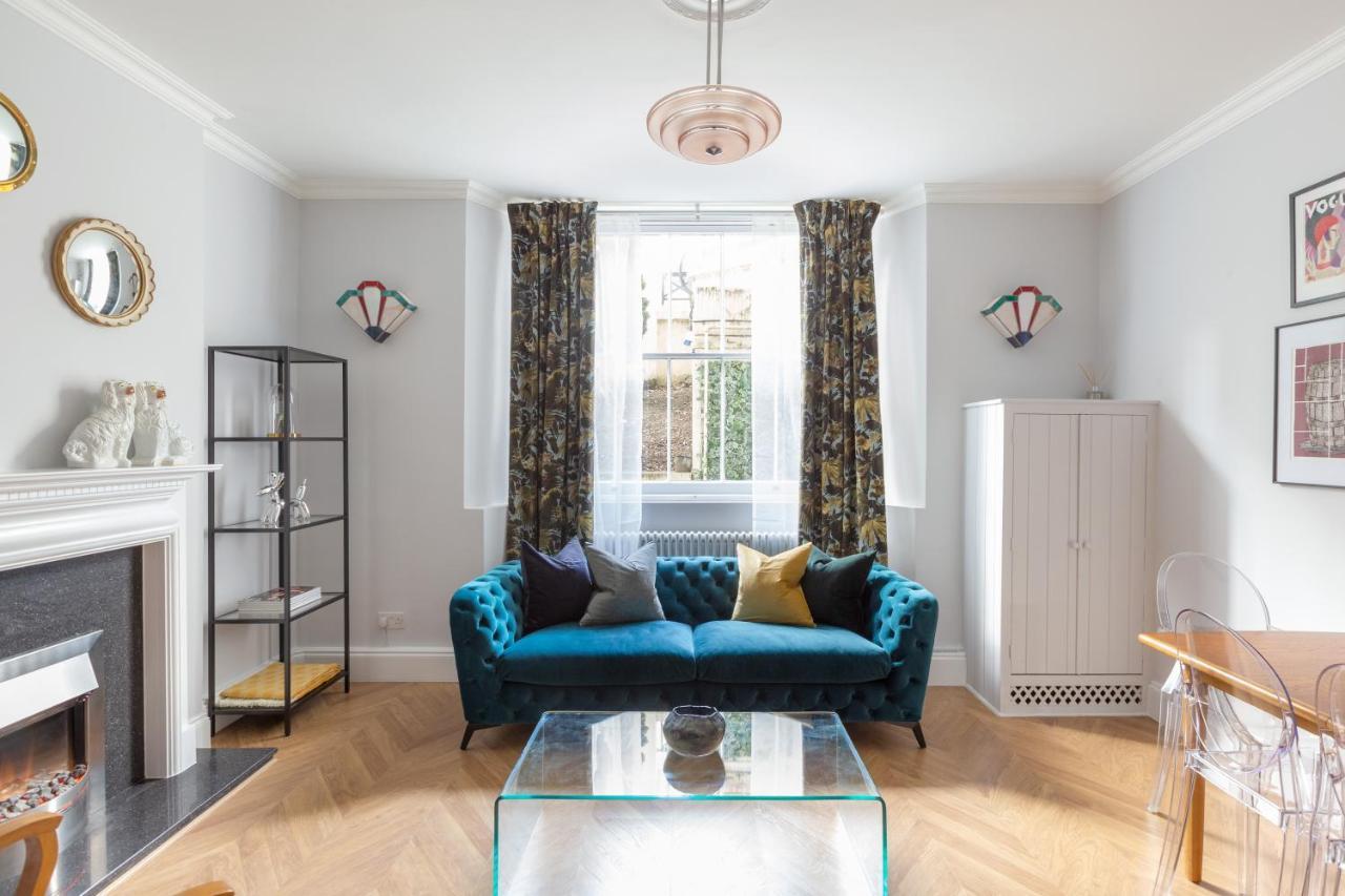 The Lempicka 2 Bedroom Flat And Garden In Notting Hill Londra